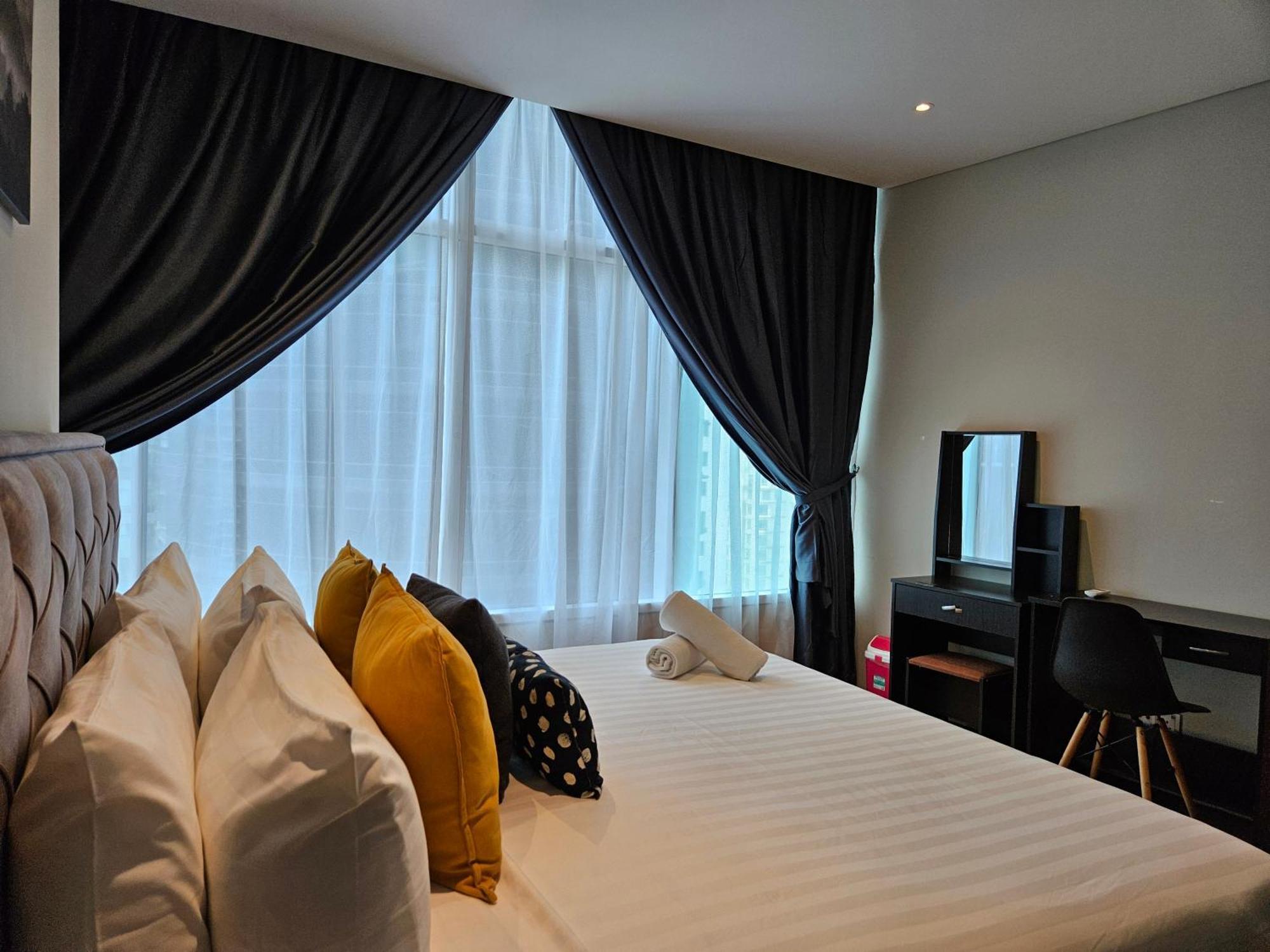 Sky Suites Klcc By Asiapex Куала-Лумпур Экстерьер фото